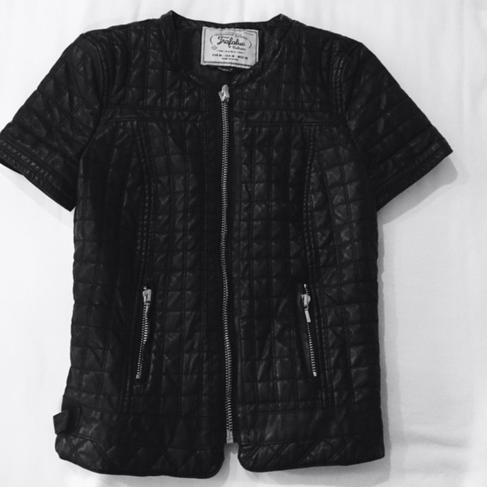 Zara sleeveless leather jacket size XS